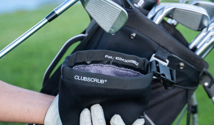 How to Clean a Golf Bag