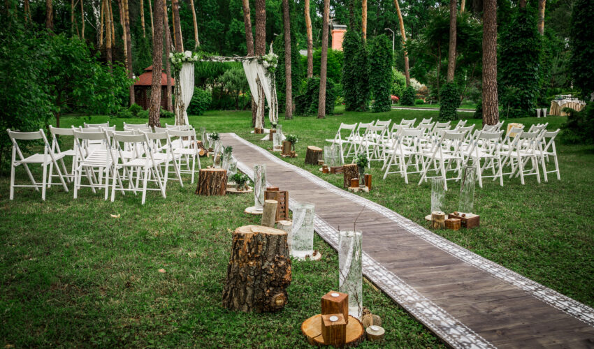 How to Plan a Backyard Wedding