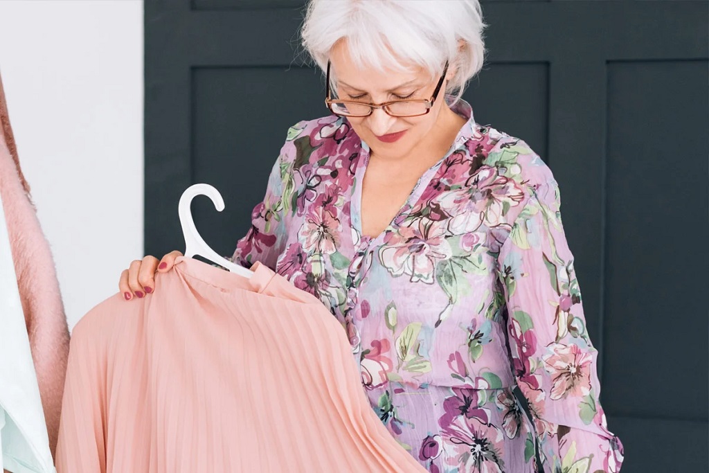 How to Wear and Style With Grandma Clothes