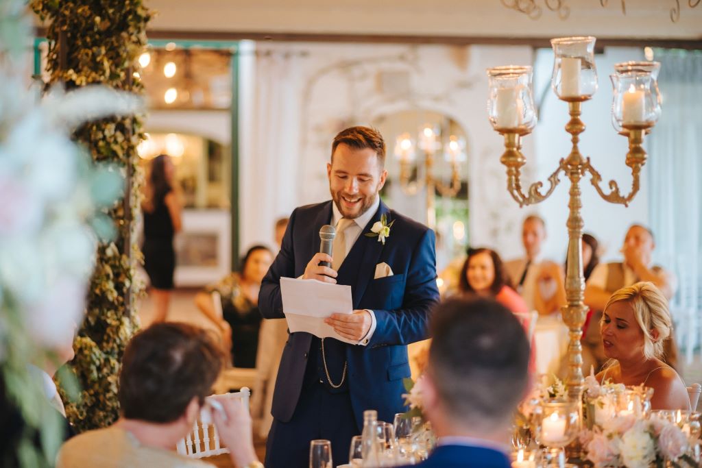 How do I start my wedding speech?