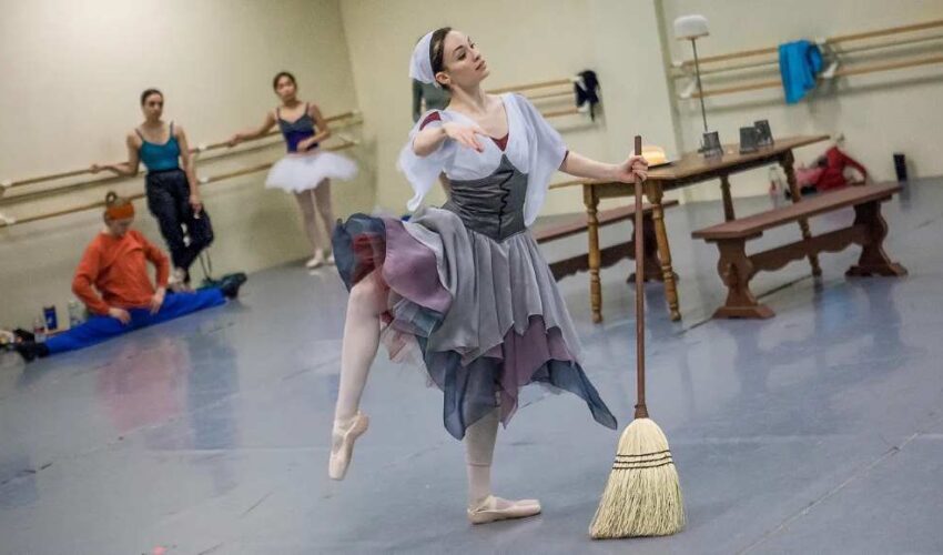 The Choreography of Clean: A Woman’s Ballet with her Broom