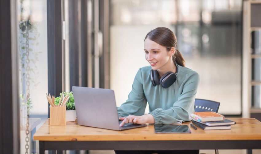 How to Support Women Entrepreneurs: A Practical Guide to Empowering Female Founders